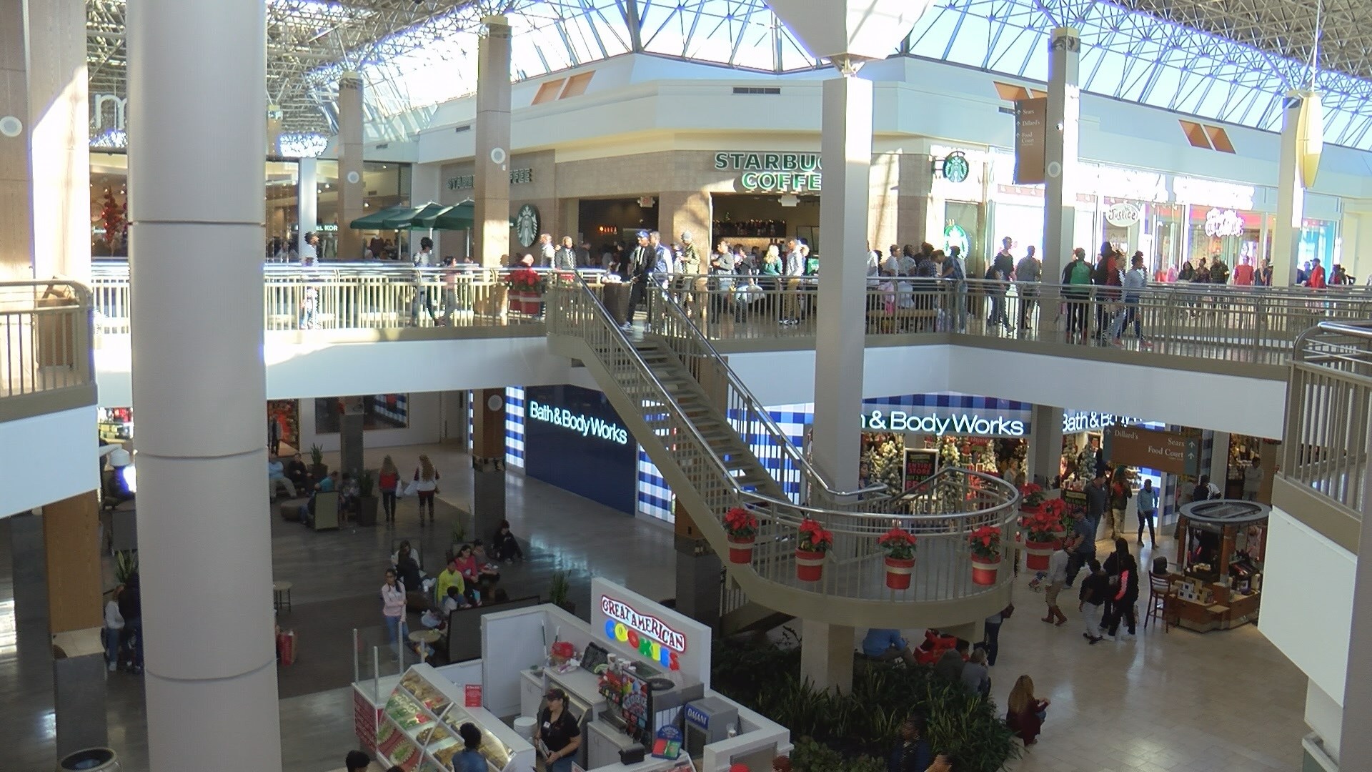 Augusta Mall continues to attract large crowds on Black