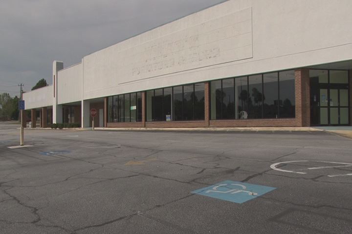 Urban Outfitters to create 400 jobs in Columbia County - WFXG FOX54 ...