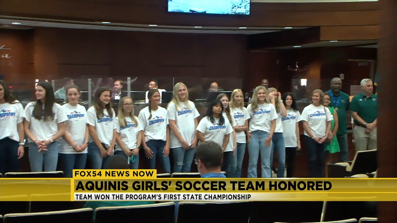 Aquinas girls’ soccer team honored by Augusta Mayor