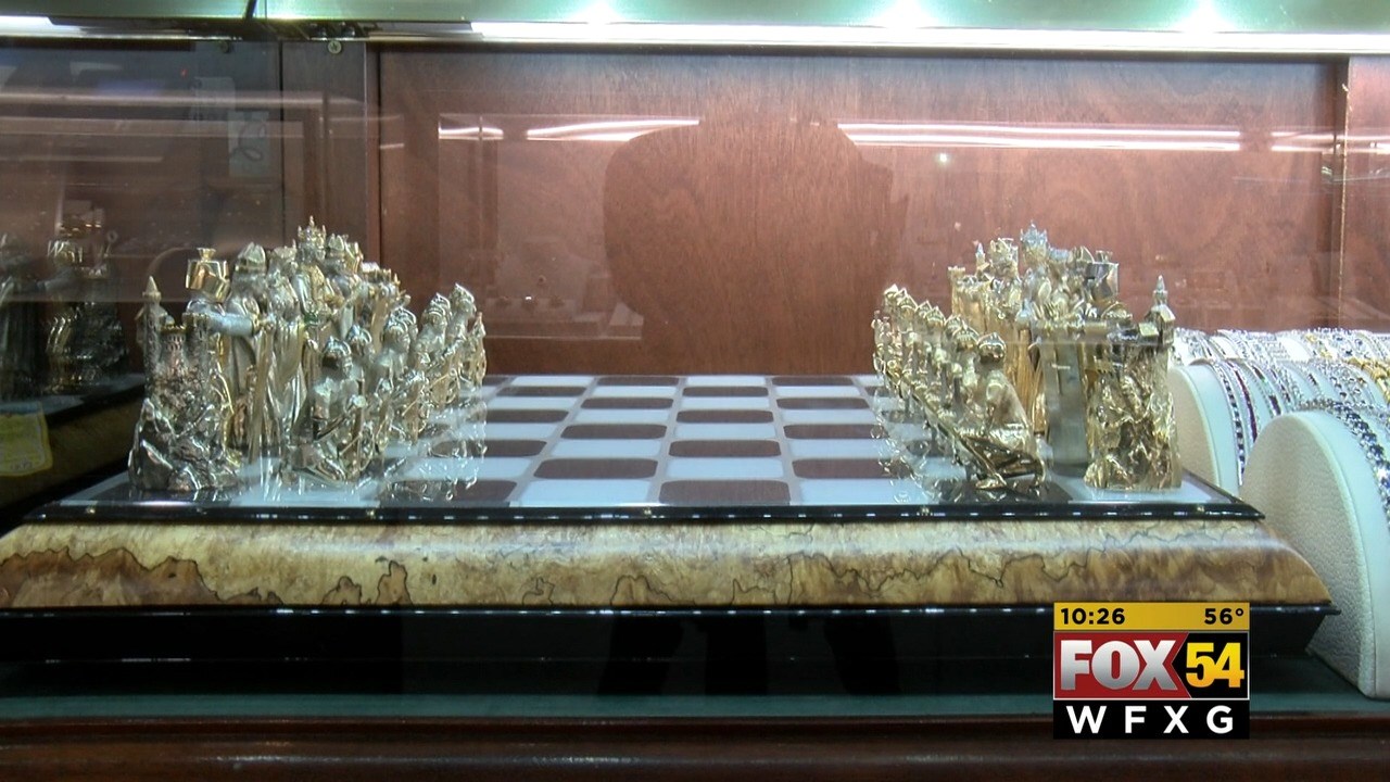 Million-dollar chess set for sale at Windsor Jewelers in Augusta - WFXG