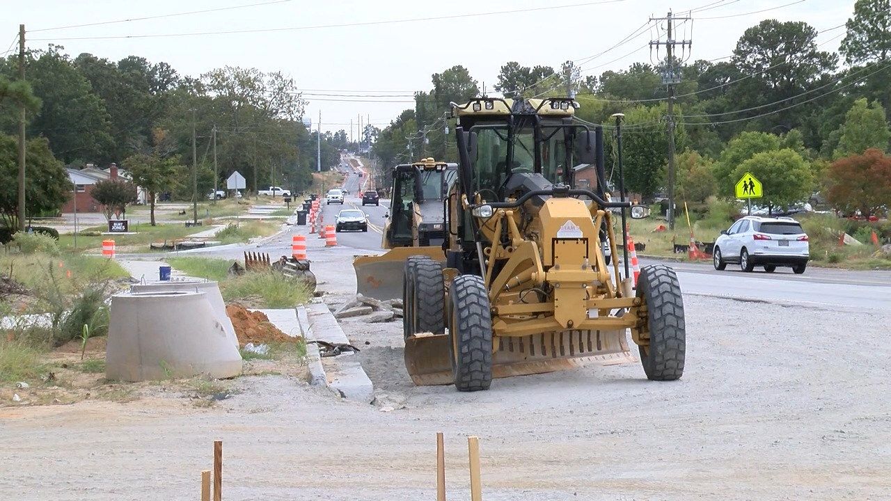 Columbia County Engineering address delays in Flowing Wells Rd