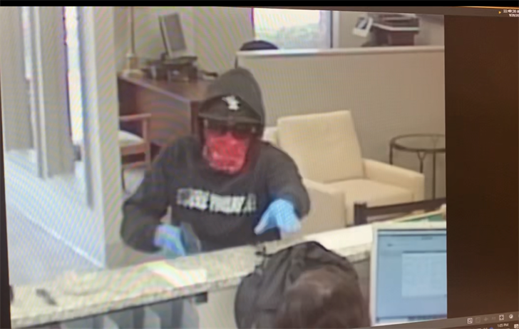 Investigators searching for Langley bank robbery suspect WFXG