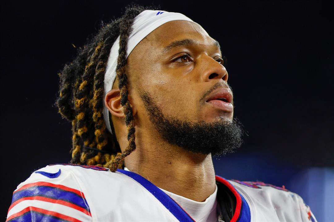 Bills safety Damar Hamlin eases back into practice 5 months since