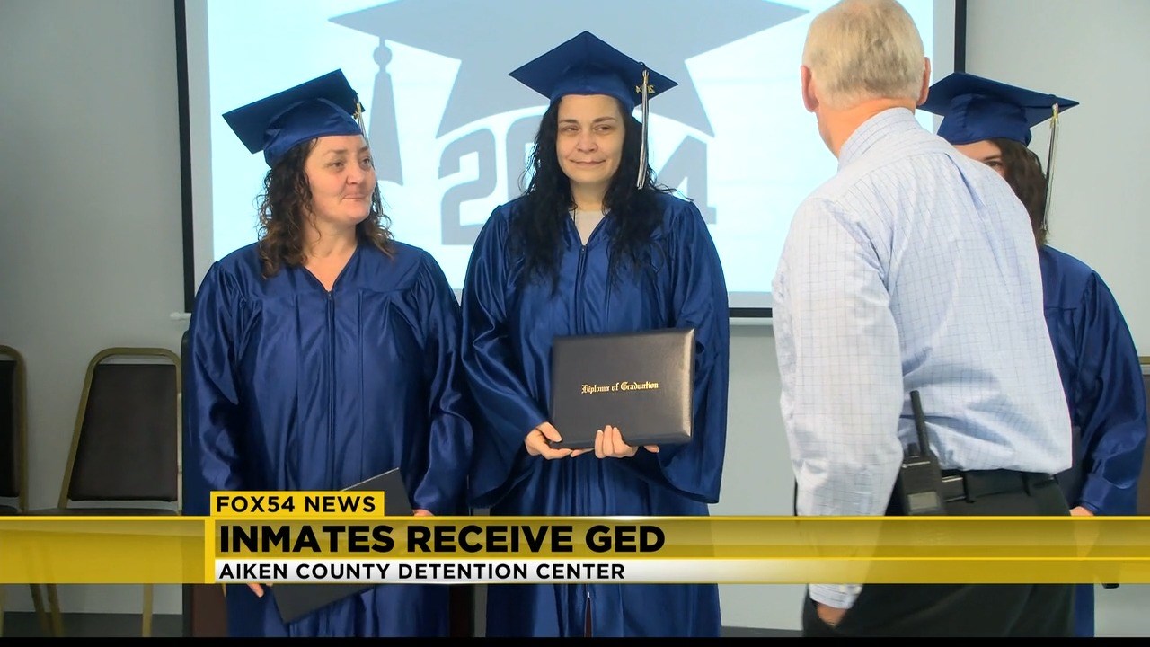 Aiken County Detention Center celebrates GED graduation for inmates - WFXG